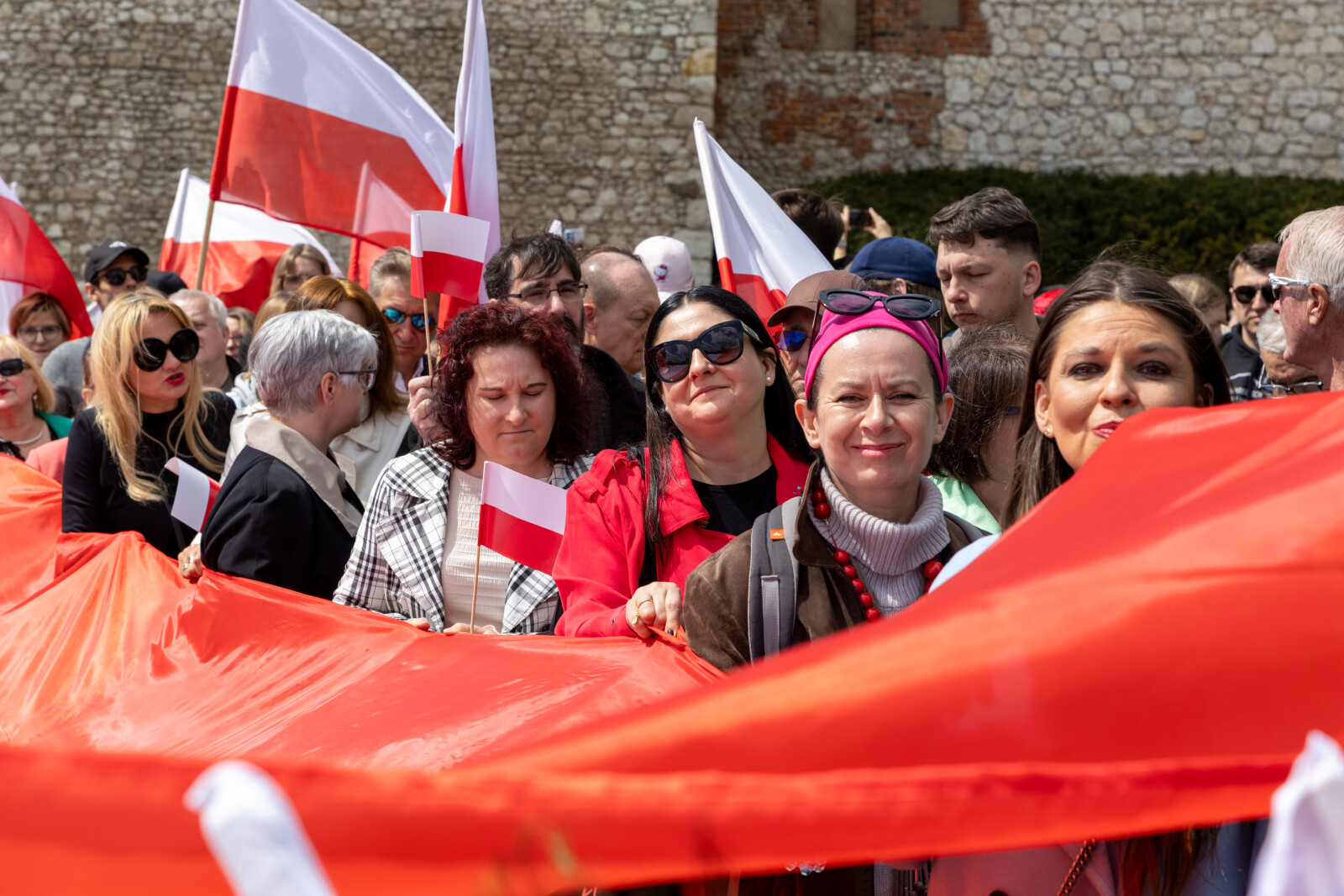 BŚ_UMK_20260501_0S4A6631.jpg-1 Maja, Flaga, Pochód, Zdjęcia, Miszalski  Autor: B. Świerzowski