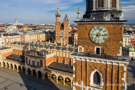 Miesiąc rodzinnych spacerów, fotografii i zamków