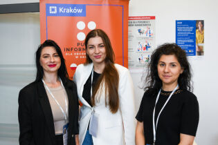 Zdjęcie personelu Centrum Wielokulturowego i Punktu Informacyjnego dla Obcokrajowców 