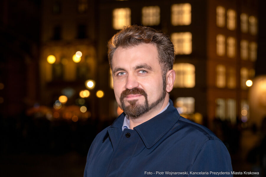 ANDRIY OLIYNYK