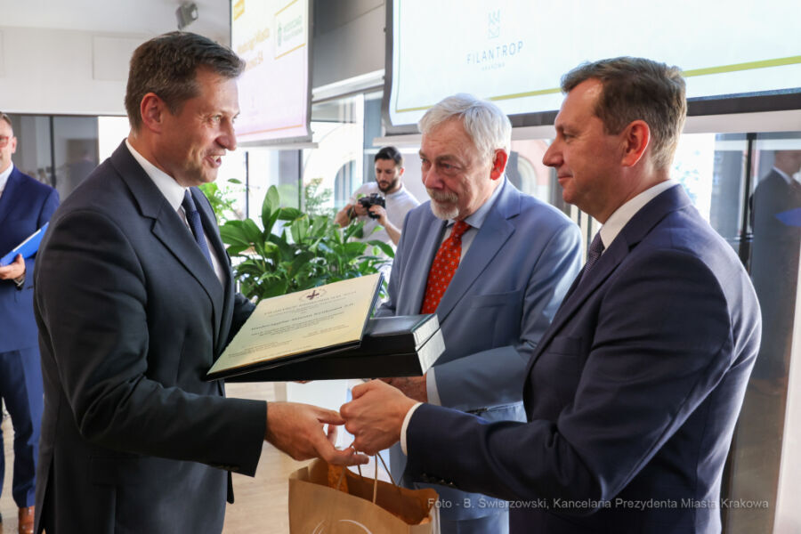 Osoba nagrodzona,laureat konkursu Filantrop Krakowa 