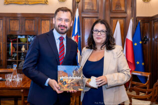 New U.S. Consul General in Kraków Visits the Mayor