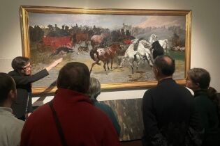 Uczestnicy z przewodnikiem