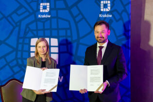 Miasto Kraków stawia kolejny odważny krok w stronę technologicznej przyszłości. Po ponad dekadzie działalności w Warszawie Fundacja Startup Poland przenosi swoją siedzibę pod Wawel.